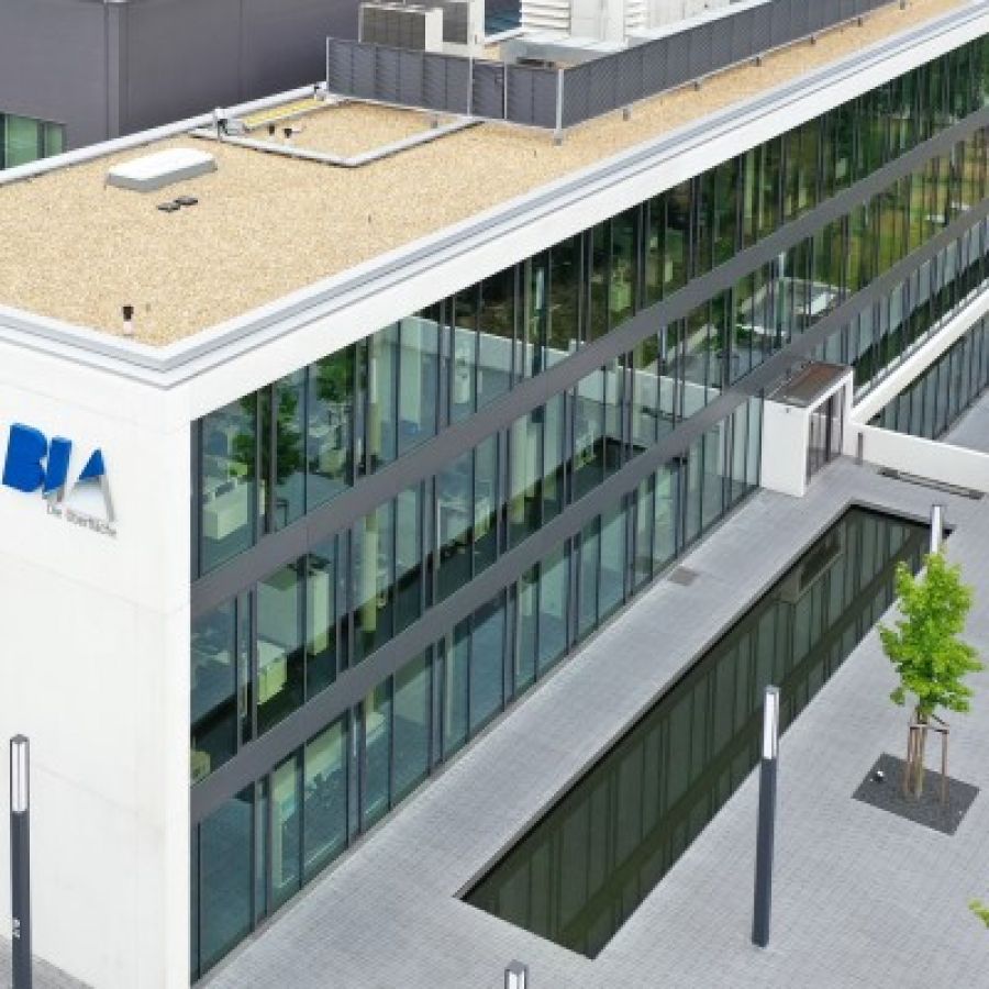 BIA_Solingen_Bürogebäude_Fassade